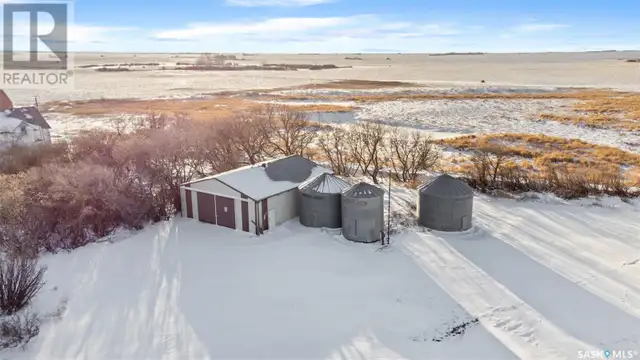Bender Acreage Loreburn Rm No. 254, Saskatchewan in Houses for Sale in Moose Jaw - Image 15