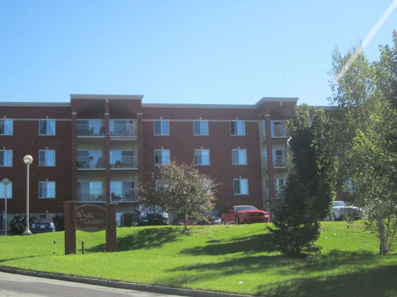 MAGNIFIQUE 3 1/2 QUARTIER NORD (IMMEUBLE DE PRESTIGE) Locations