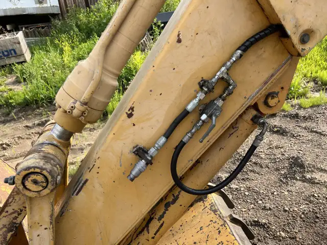 1999 Sumitomo SH135 U Excavator LOW Hours #7470 DP in Heavy Equipment in Edmonton - Image 15