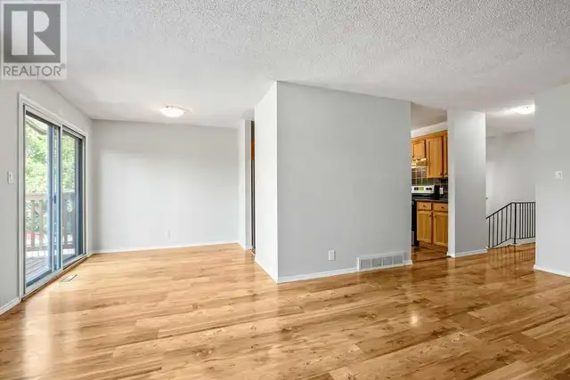 4304 70 Street NW Calgary, Alberta62865714935553122