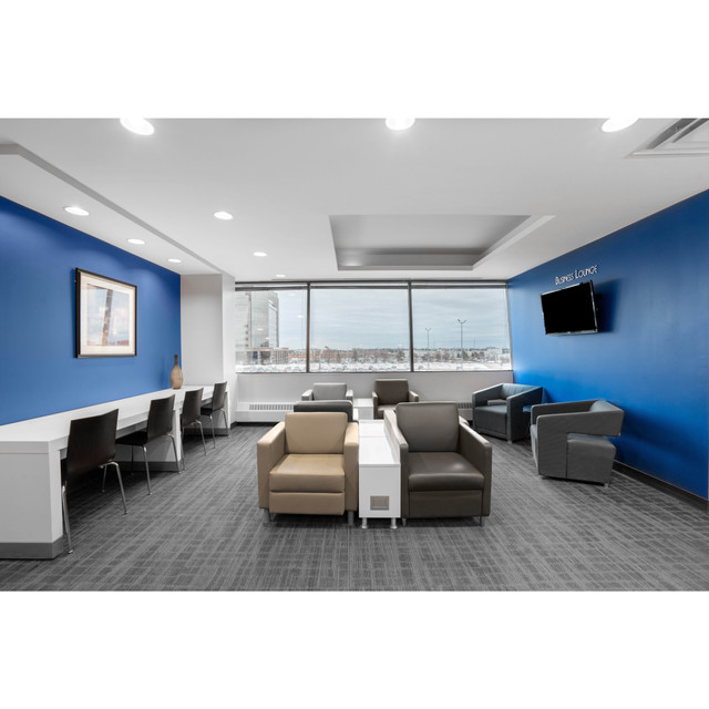 All-inclusive access to professional office space for 15 persons in Commercial & Office Space for Rent in City of Toronto - Image 4