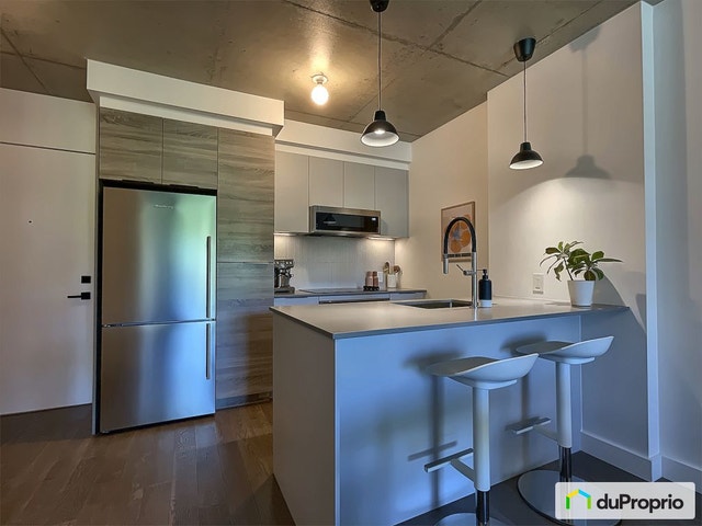 $399,000 - Condominium in Villeray / St-Michel / Parc-Extension — photo 2