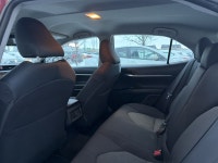 PRIX ET QUALITÉ IMBATTABLE venez découvrir notre TOYOTA CAMRY 2018 LE + BANCS CHAUFFANTS + CAM DE RE... (image 4)