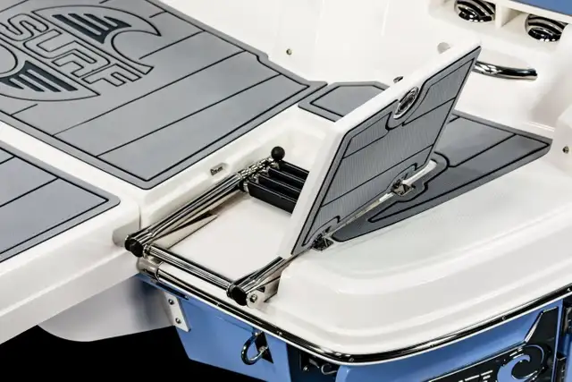 2026 Chaparral GTS 3 SURF in Powerboats & Motorboats in Kingston - Image 30