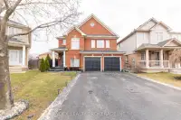 Well-maintained  4+1 bedroom detached home for sale in Brampton