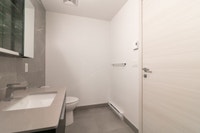 Renovated Akelius one bedroom apartment for rent. Located near St-Laurent in the Plateau Mont-Royal... (image 7)