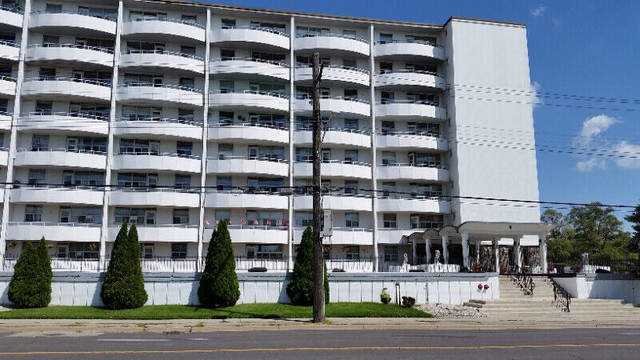 ARGYLE APARTMENTS - 1 BEDROOM FOR RENT $300/MTH SENIOR DISCOUNT in Long Term Rentals in Hamilton