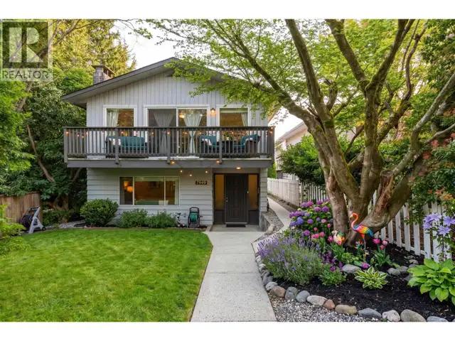 1949 MAHON AVENUE North Vancouver, British Columbia in Houses for Sale in North Shore - Image 2