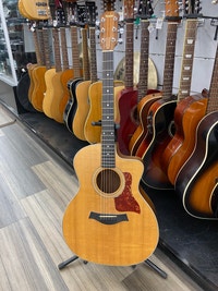 2009 Taylor 214CE Acoustic Electric Guitar City of Toronto Toronto (GTA) Preview