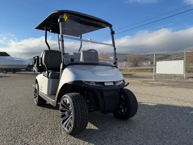 2026 EZGO RXV4 ELITE TOURING ST in ATVs in Vernon - Image 26