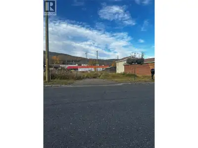 Commercial Lot in Downtown Chetwynd! Looking to build your business in the heart of Chetwynd? This d...