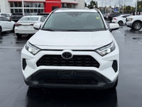 XLE|AWD|Sunroof|CarPlay 2022 Toyota RAV4 XLE XLE|AWD|Sunroof|CarPlay Blizzard Pearl 2.5L 4-Cylinder... (image 2)