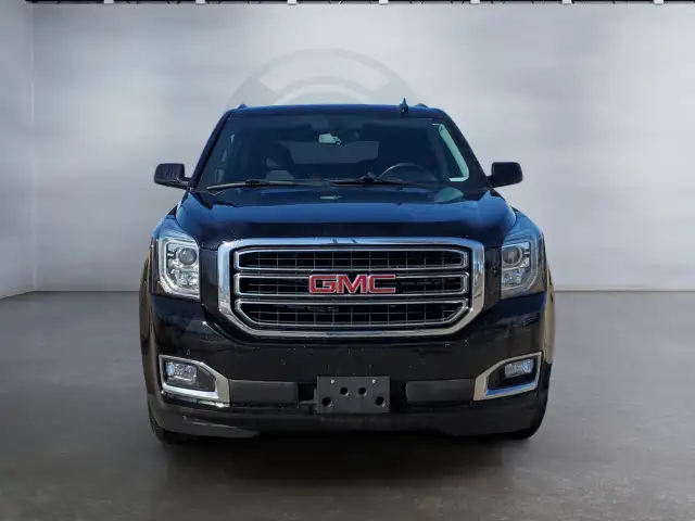 2020 GMC Yukon in Cars & Trucks in Medicine Hat - Image 9