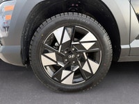 Accident Free! | Intelligent Variable Transmission | All-Wheel Drive | Moonroof | Hands-Free Keyless... (image 8)