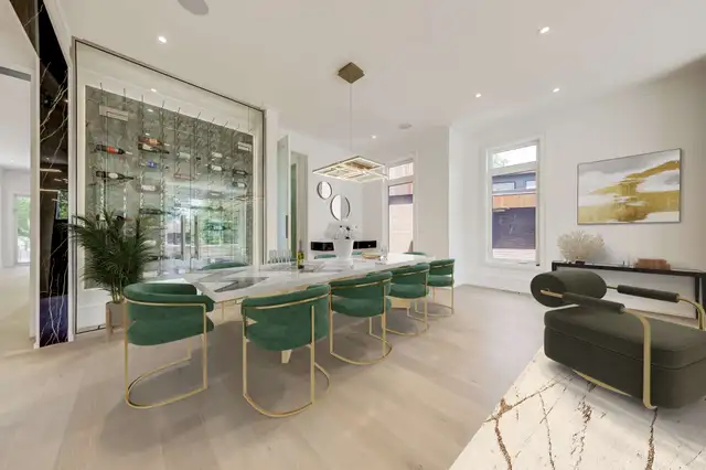 Your Perfect Home Awaits! 1-5 Bedroom Homes for Rent in Short Term Rentals in Mississauga / Peel Region - Image 6