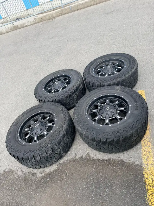 305/60/18 fuel crank 6x135 6x139.7 Gmc sierra dodge ram 1500 in Tires & Rims in Mississauga / Peel Region - Image 3