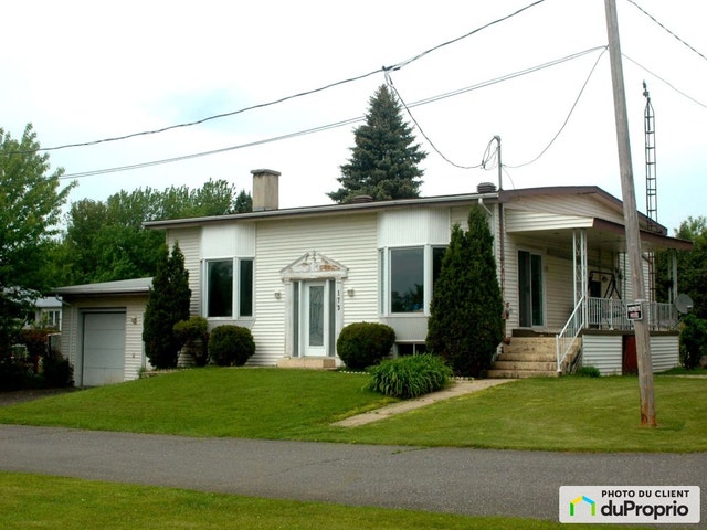 $324,900 - Split Level for sale in Ste-Victoire-De-Sorel — photo 1