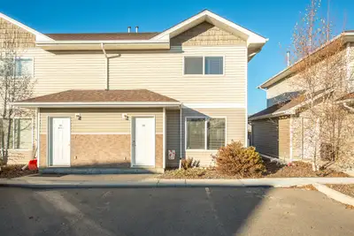 Johnstone Grande Estates is a Quiet Residential Town-Home Complex close to green areas, playgrounds...