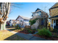 58 E 40TH AVENUE Vancouver, British Columbia