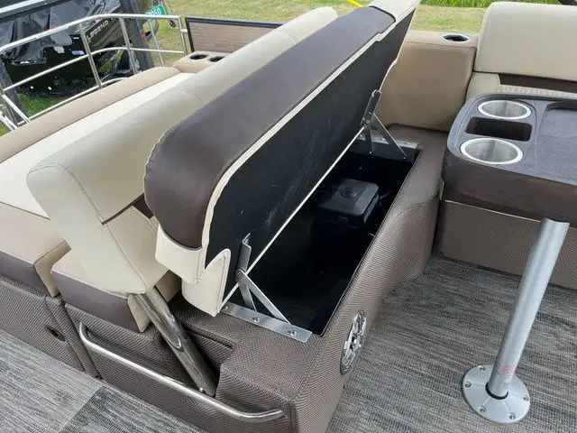 2022 Sweetwater SW 2286 Single Flip Lounge in Sport Touring in Sault Ste. Marie - Image 53