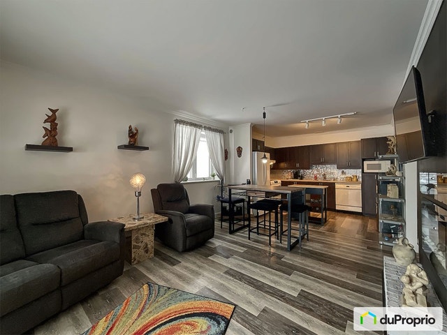 $249,000 - Condominium for sale in Ste-Agathe-Des-Monts — photo 1