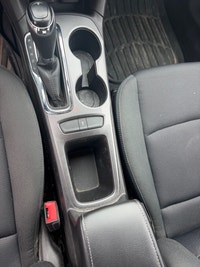 . Engine: 4 Cylinder Engine 1.4L L/100Km City: 7.8 L/100Km Hwy: 5.6 Safety Equipment Tire Pressure M... (image 8)