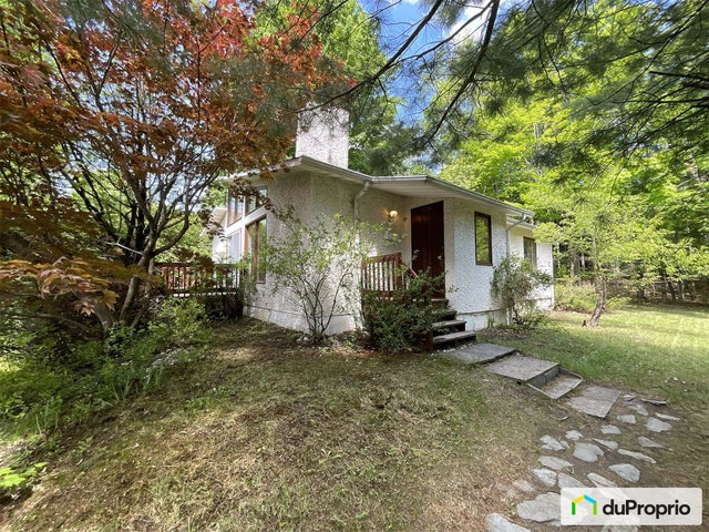 $450,000 - Bungalow for sale in Sherbrooke (Jacques-Cartier) — photo 2