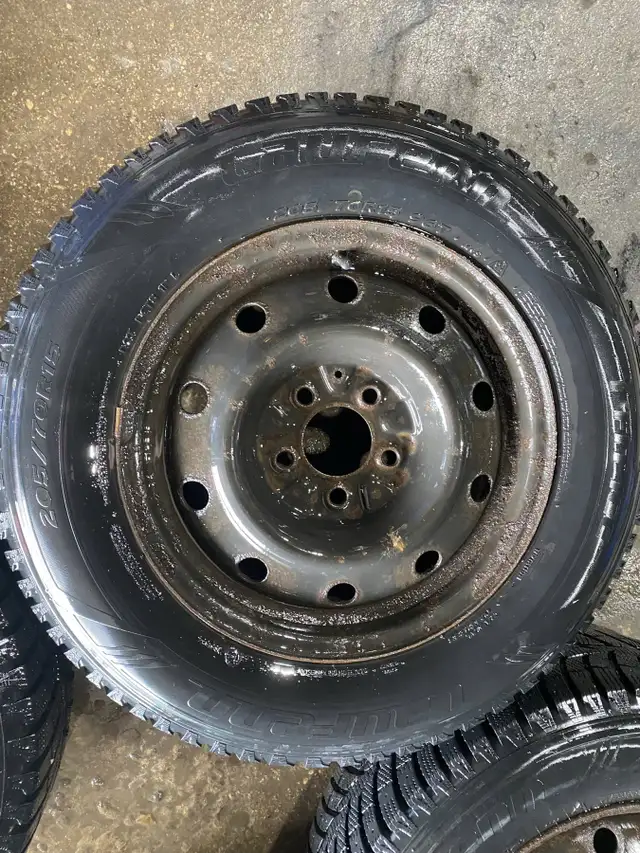 205 70 15 - RIMS AND TIRES - WINTER - DODGE CARAVAN in Tires & Rims in Kitchener / Waterloo - Image 5