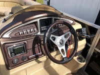 $200K boat half price of new! This 2015 South Bay 724 Sport 24' tritoon has too many features to lis... (image 4)