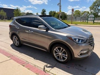 2018 Hyundai Santa Fe Sport 2.0T SE AWD,excellent conditions,two previous owners,clean carfax,low ki... (image 6)