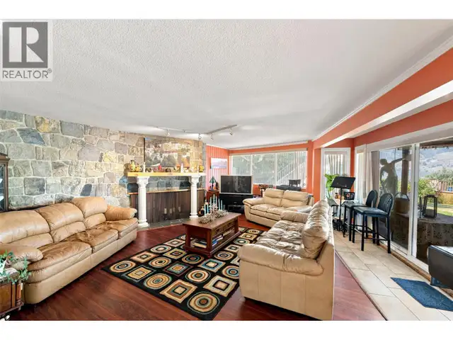 3935 Lakeside Road Penticton, British Columbia in Houses for Sale in Penticton - Image 11
