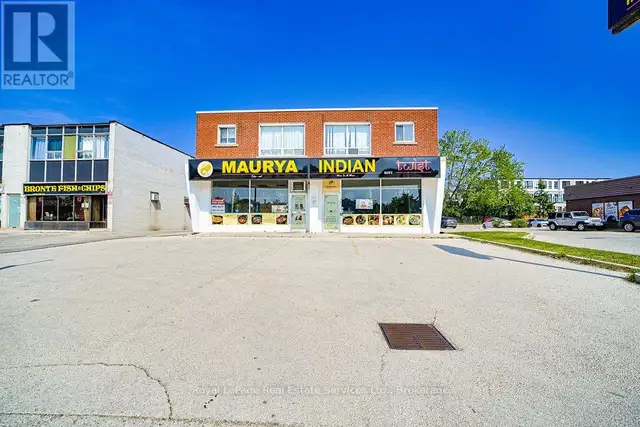 2307 - 2309 LAKESHORE ROAD W Oakville (BR Bronte), Ontario in Commercial & Office Space for Sale in Oakville / Halton Region - Image 30