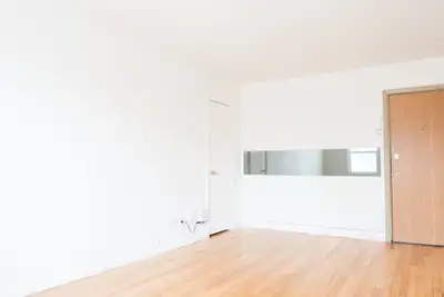 3 disponible 1er juillet aussi disponible 2.5 à 849$ MONTCALM 625 av. Calixa-Lavallée, Québec (Québe...