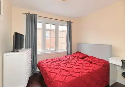 Furnished Room Students and Young Professionals Furnished Room for Rent in St Clair Ave East and Bri...