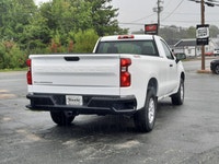 Engine: 5.3L ECOTEC3 V8 L/100Km City: 15.3 L/100Km Hwy: 12.6 Safety Equipment Daytime Running Lamps... (image 5)