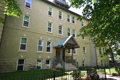 SEPT 1ST! BASEMENT 2BDRM $1199