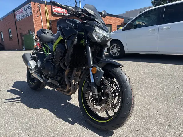 2020 Kawasaki Z900 ~ KAWASAKI Z900 ~ ABS ~ LOW KMS ~ NAKED SPORT in Street, Cruisers & Choppers in City of Toronto - Image 5