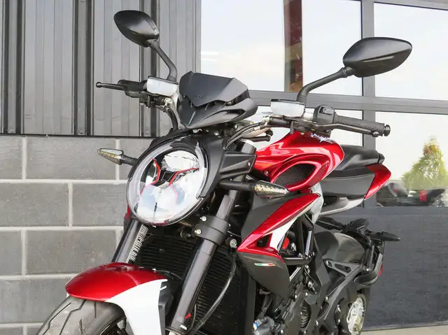 2023 MV Agusta Brutale RR in Sport Bikes in Cambridge - Image 10