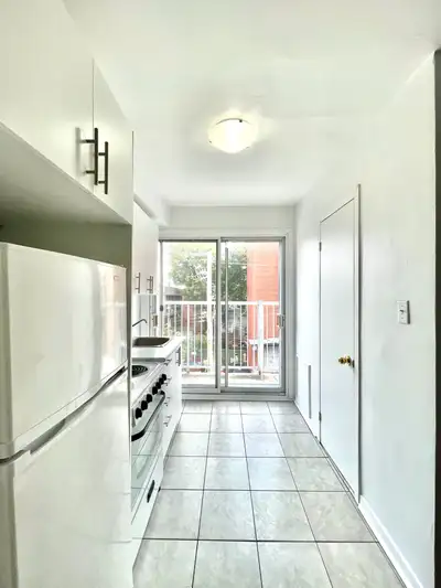 appartement-metro frontenac- 1 1 2-appart a louer-appart-apartment-studio-1.5-à louer-to rent-loft-t...