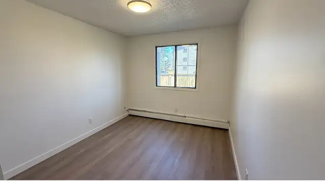 2 Bedrooms - Senior Promo starting at $1495 (Heat & Water Incl.)63849108466819124
