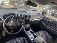 This Ford Edge boasts a Intercooled Turbo Premium Unleaded I-4 2.0 L/122 engine powering this Automa... (image 9)