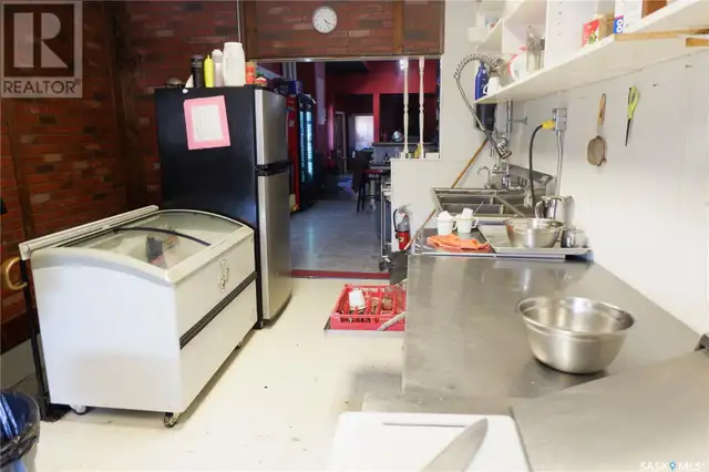 401 Main STREET Mossbank, Saskatchewan in Commercial & Office Space for Sale in Moose Jaw - Image 34