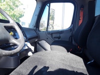 Ryder Stock ID: 679845 Transmission Type/Speed: AUTO 6 Engine: DIESEL ISL'13 330/2000 Horse Power: 3... (image 8)