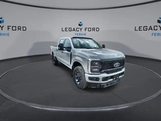 2026 Ford Super Duty F-350 SRW STX in Cars & Trucks in Cranbrook - Image 4
