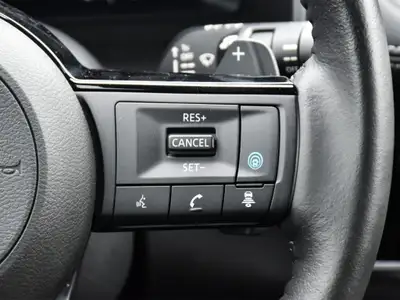 2023 Nissan Rogue Platinum AWD-Leather| Navi| Roof!, View more