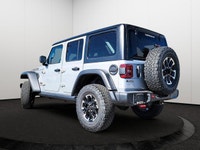 This Jeep Wrangler has a strong ERC 3.6L Pentastar(TM) VVT V6 engine w/ESS engine powering this Auto... (image 3)