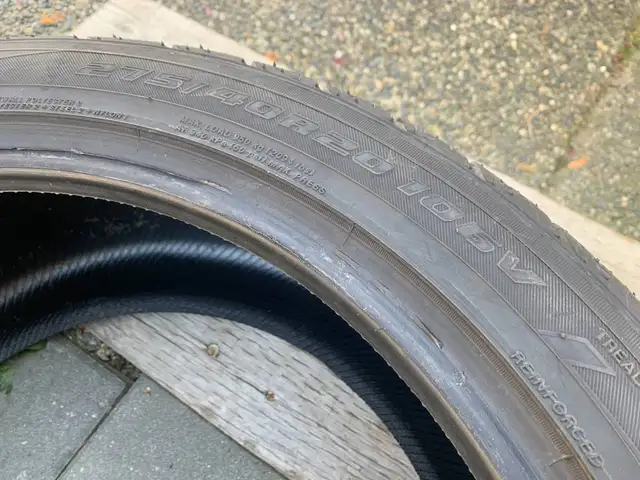 1 x single 275/40/20 M+S Yokohama Parada Spec X 99% tread as New in Tires & Rims in Delta/Surrey/Langley - Image 7