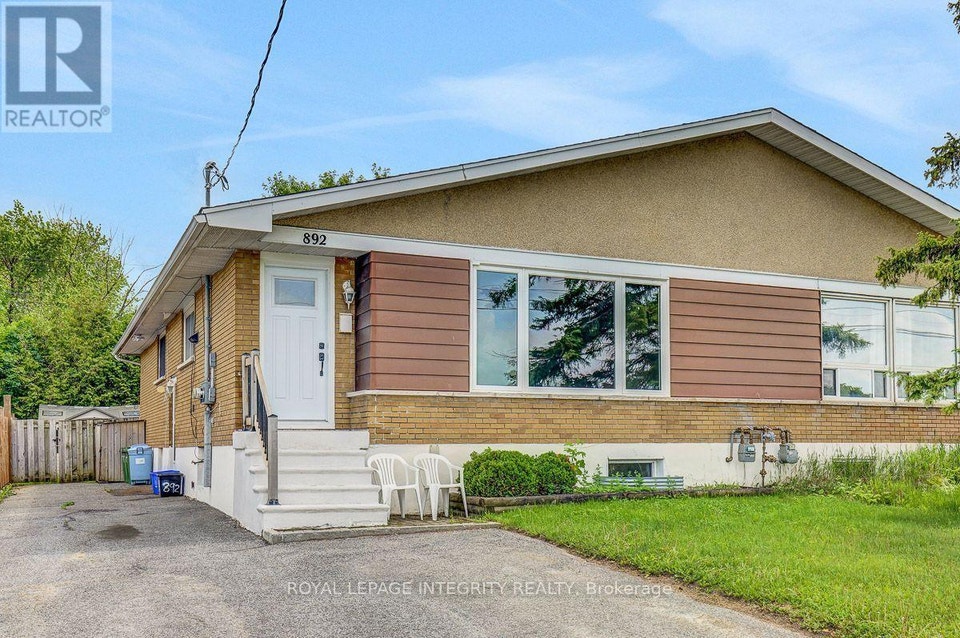 B - 892 BASELINE ROAD Ottawa, Ontario 2