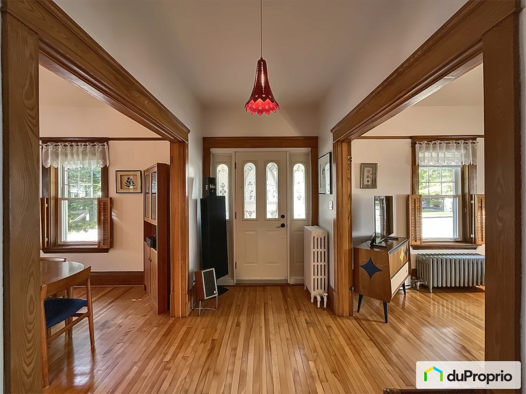 $595,000 - 1 1/2 Storey for sale in Magog — photo 2