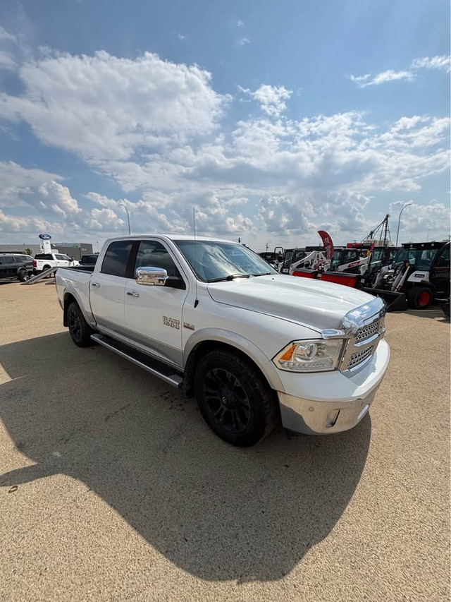 2014 Ram 1500 Laramie in Cars & Trucks in Edmonton - Image 3